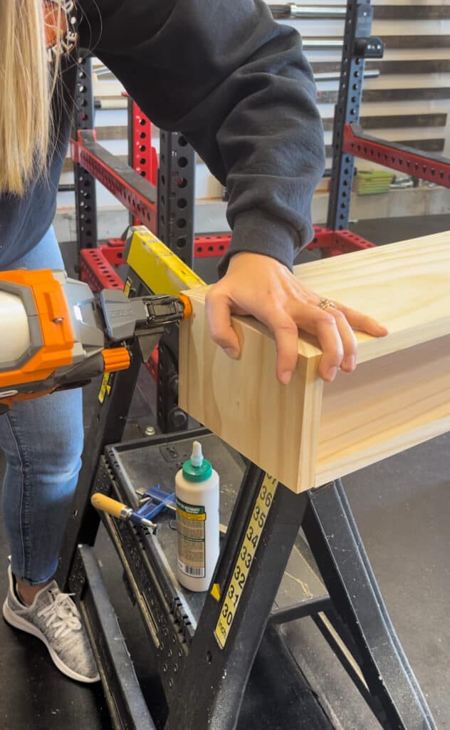 DIY Mantel Shelf- Assembling the mantel. 