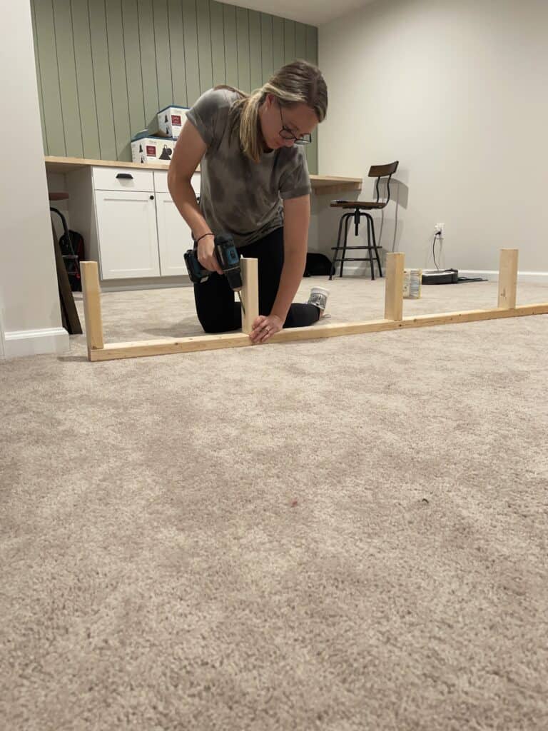 Building a floating mantel support