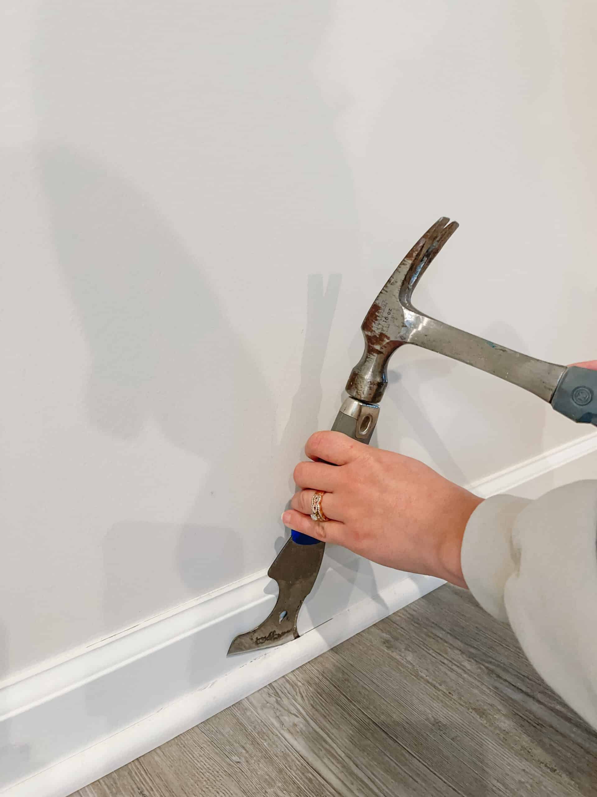 Trim Puller review- How to pull off baseboards and trim 