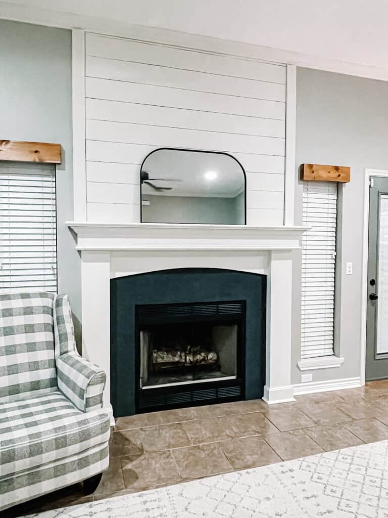 Shiplap above fireplace: Fake shiplap